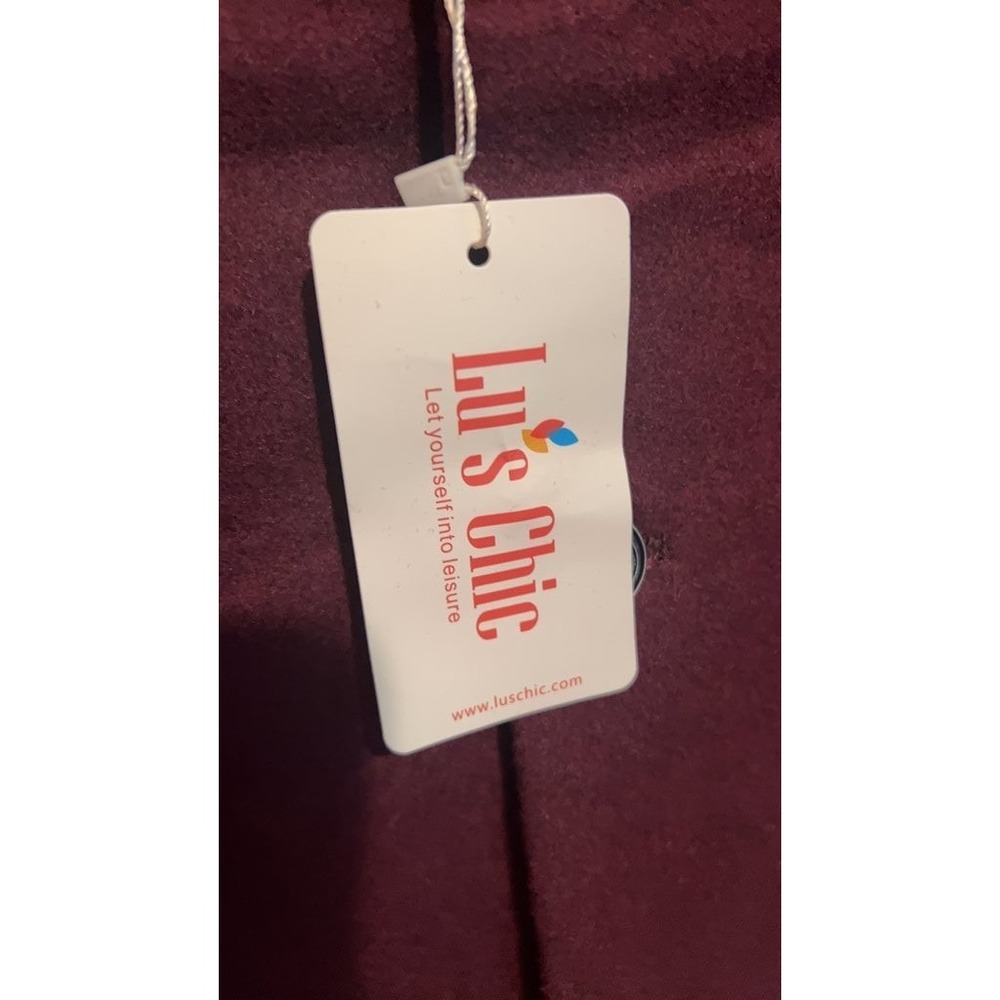 Lus Chic‎ Women's Burgundy Coat - Picture 2 of 3